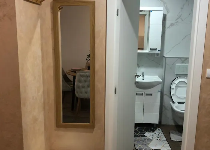 Delux Srebrno Jezero Daire