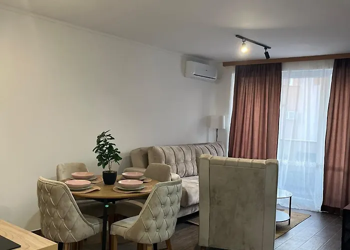 Delux Srebrno Jezero Daire *